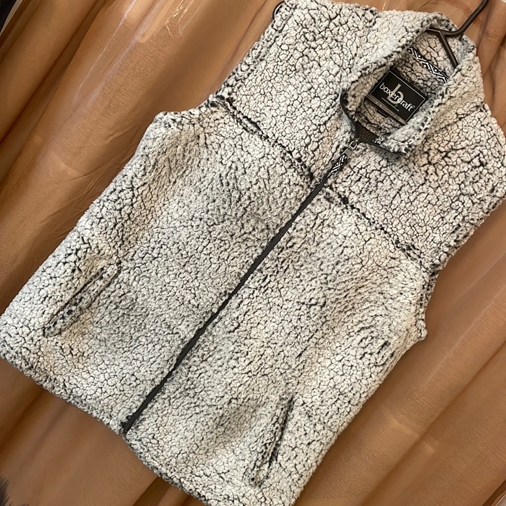 Sherpa zip up vest
